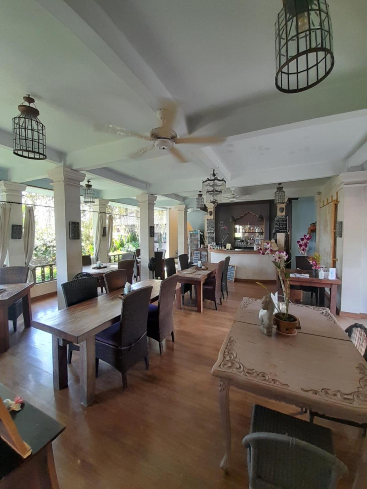 Life In Amed Beach Hotel Ngoại thất bức ảnh