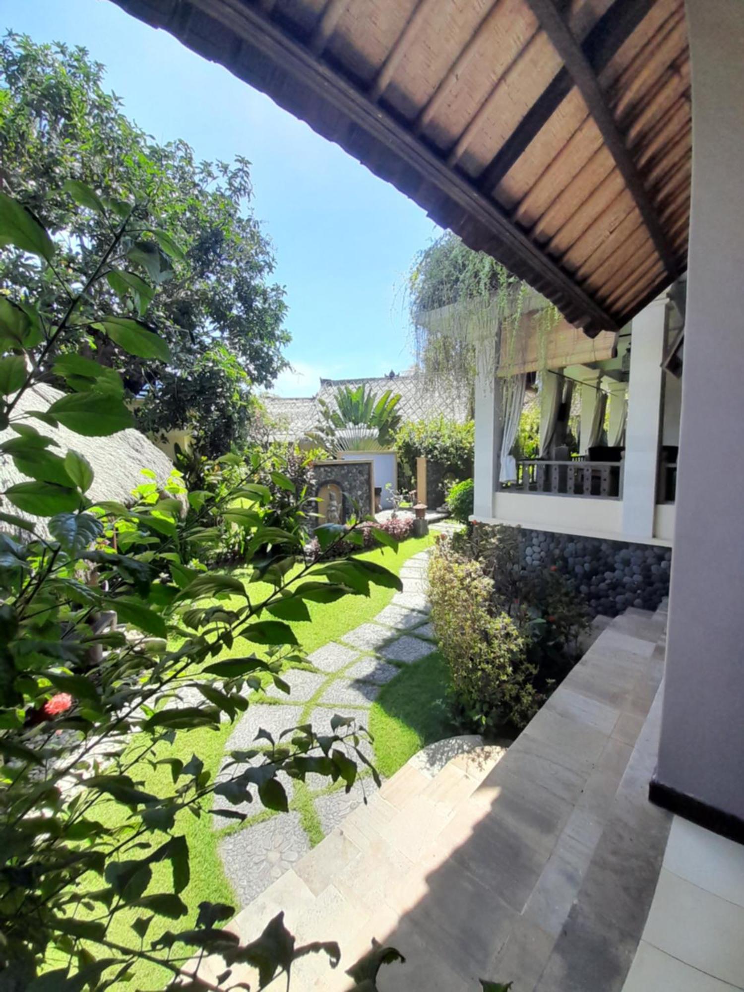 Life In Amed Beach Hotel Ngoại thất bức ảnh