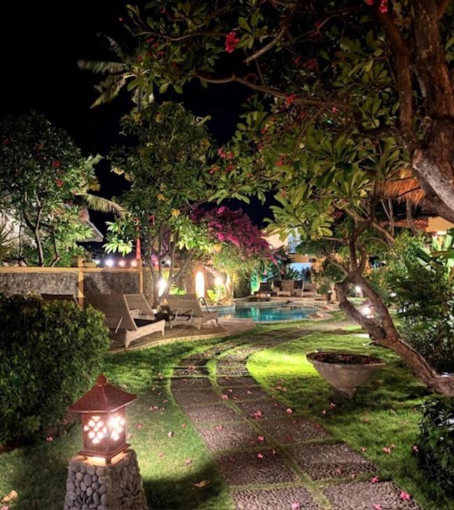 Life In Amed Beach Hotel Ngoại thất bức ảnh